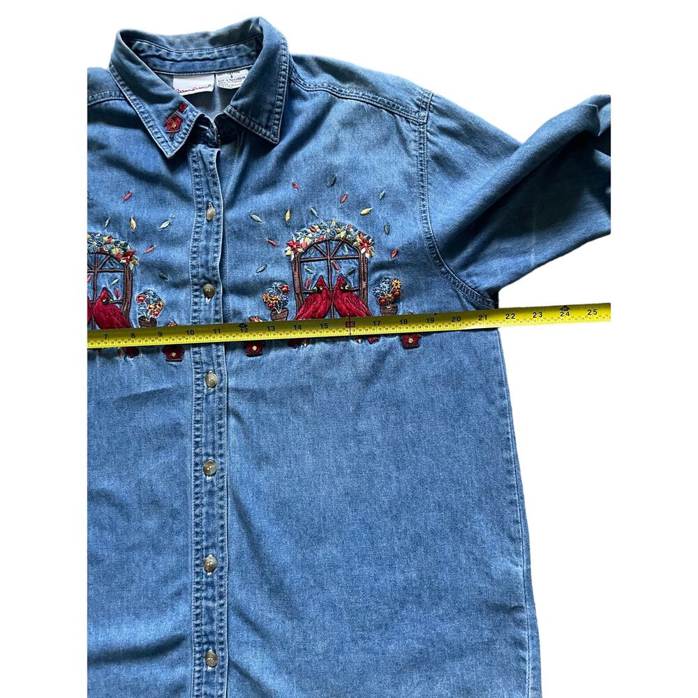 Vintage Chambray Womens Cardinal Birdhouse Denim Shirt Size Small Cotton Farm - Picture 8 of 9